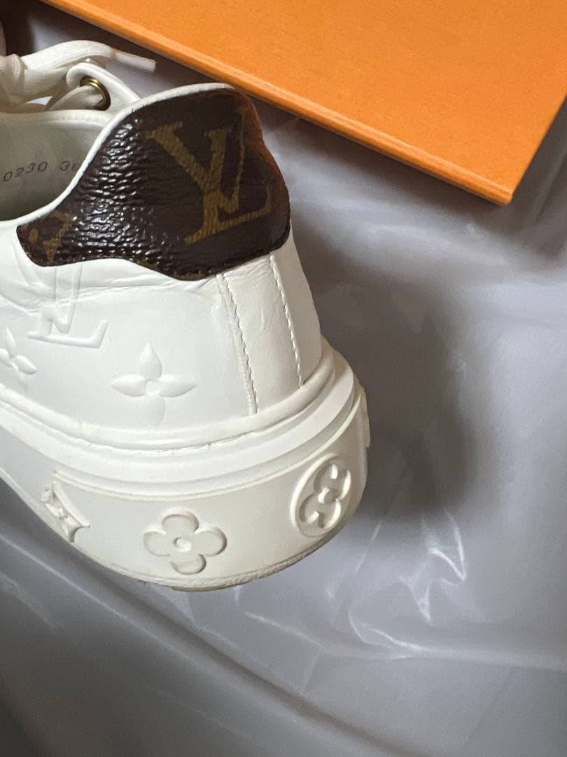 J*様 ルイヴィトン タイムアウト・ライン スニーカー モノグラム ホワイト