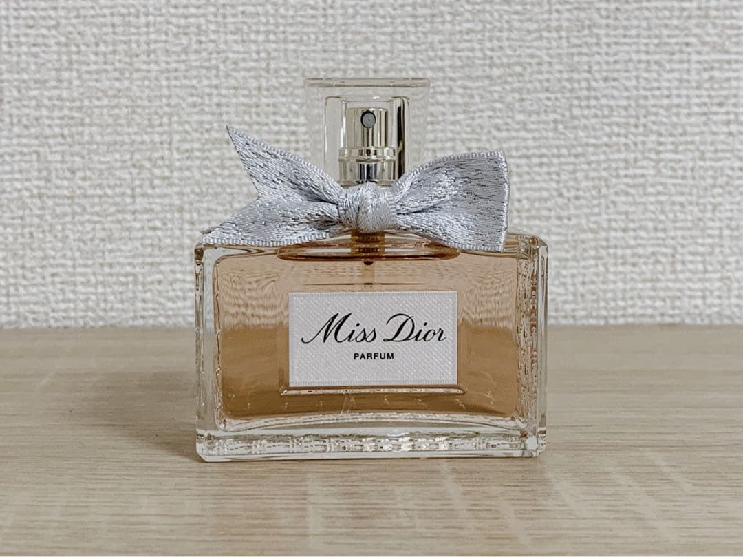 【新品未使用】Miss Dior ミスディオール パルファン 50ml 箱訳あり