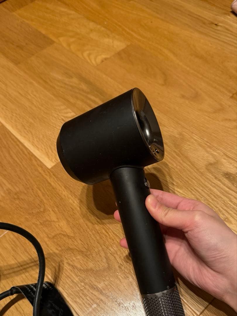 動作良好　Dyson ヘアドライヤー　付属品5つ