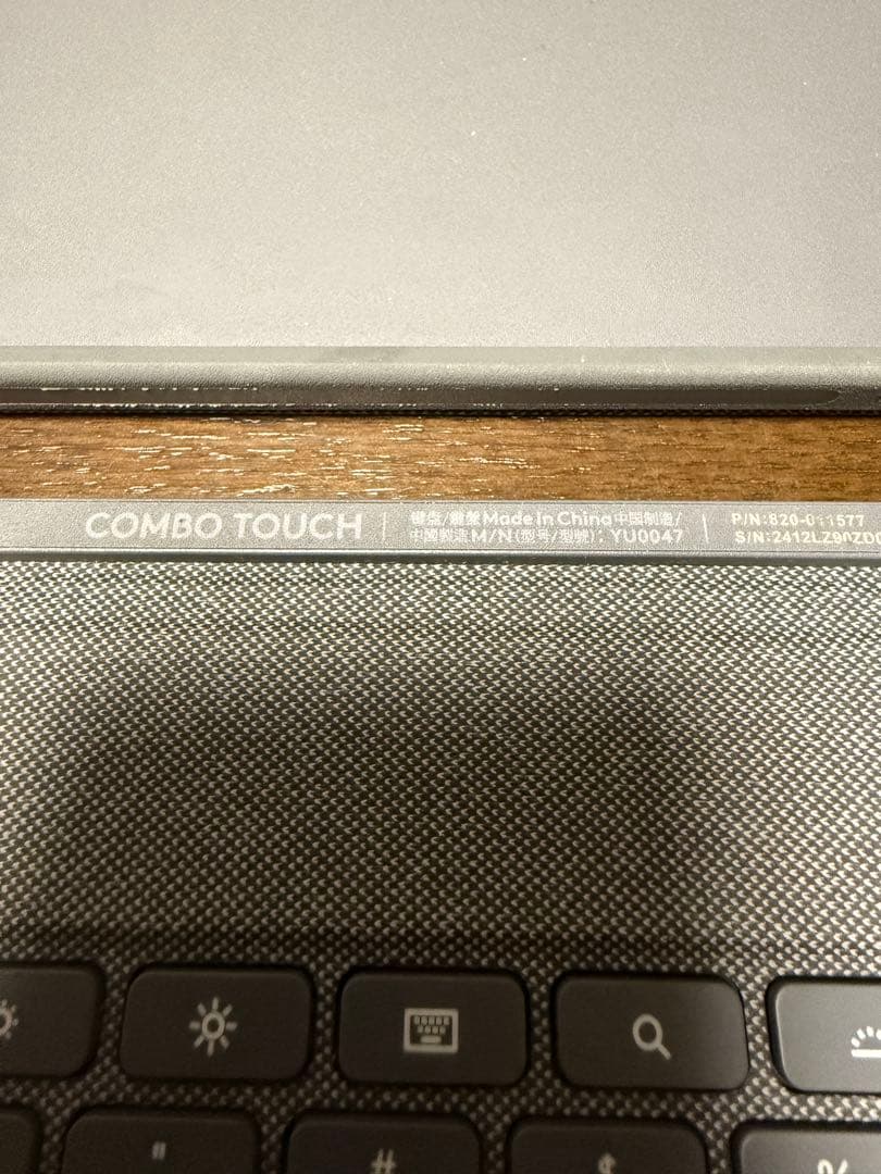 Logicool キーボードCombo Touch iPad Pro 12.9