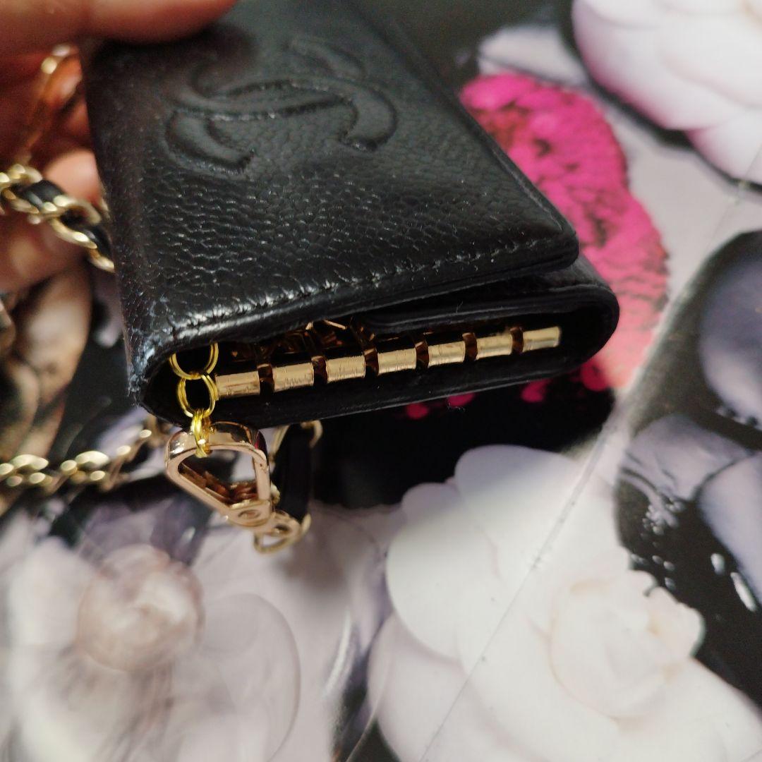 シャネル　キャビアスキン　キーケース　斜めがけ