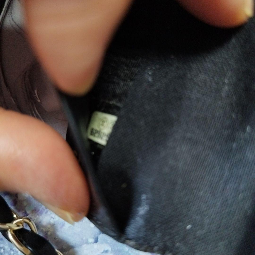 シャネル　キャビアスキン　キーケース　斜めがけ