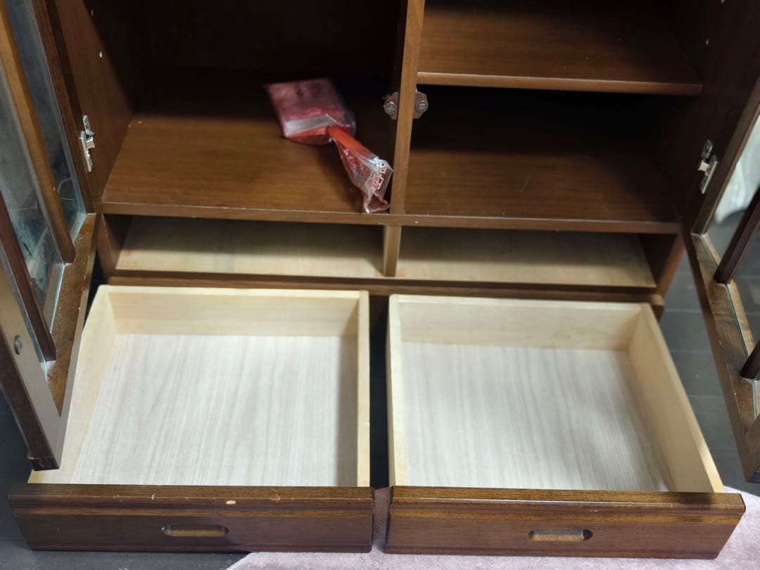 ダークブラウン 木製 キャビネット ガラス扉付き　87.5×45.5×145