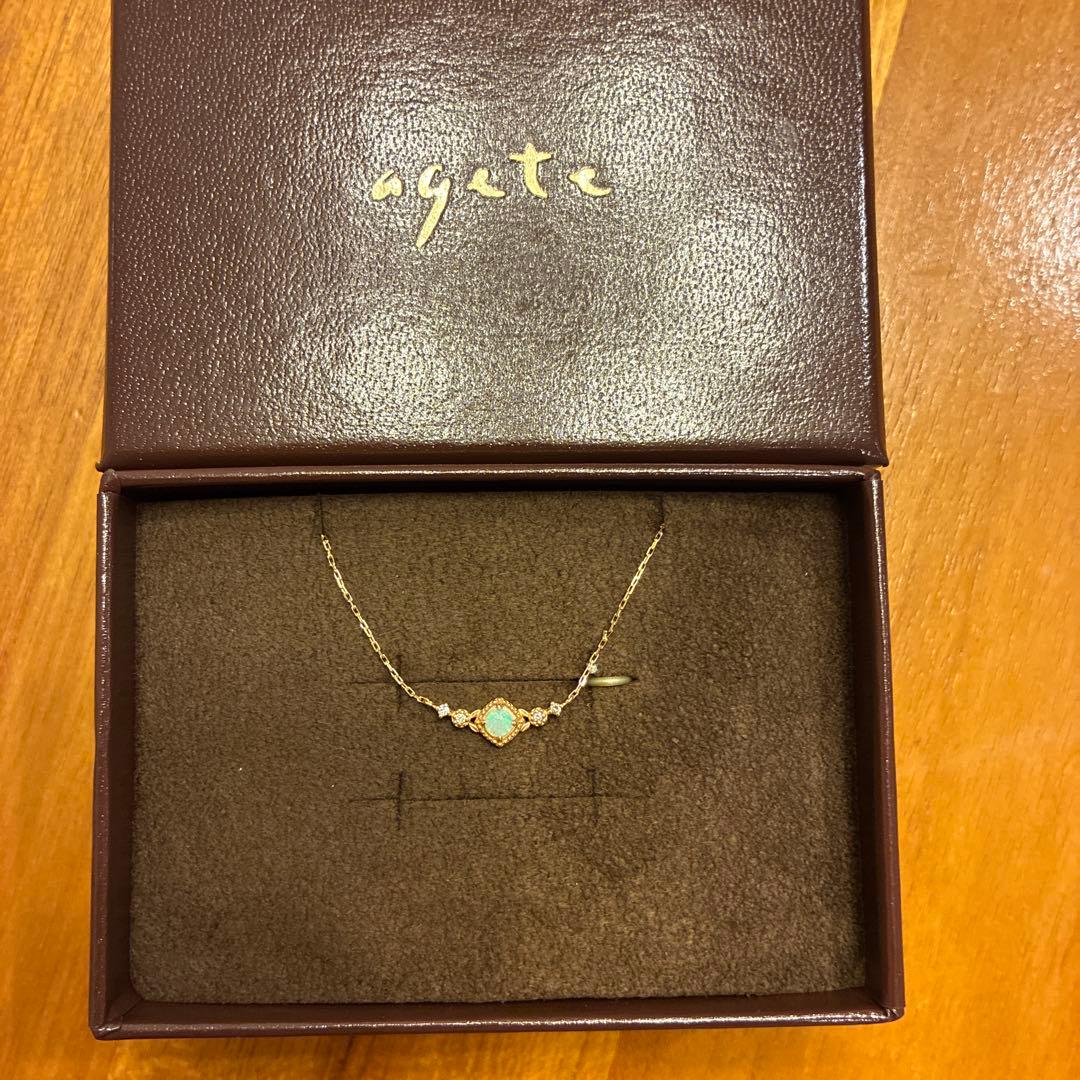 agete オパールネックレス