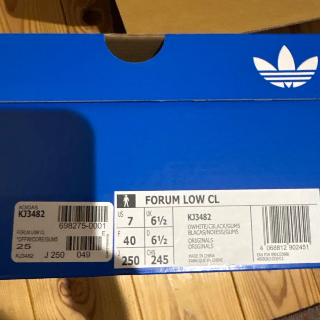 靴 adidas Forum Low CL Off White/Core Black