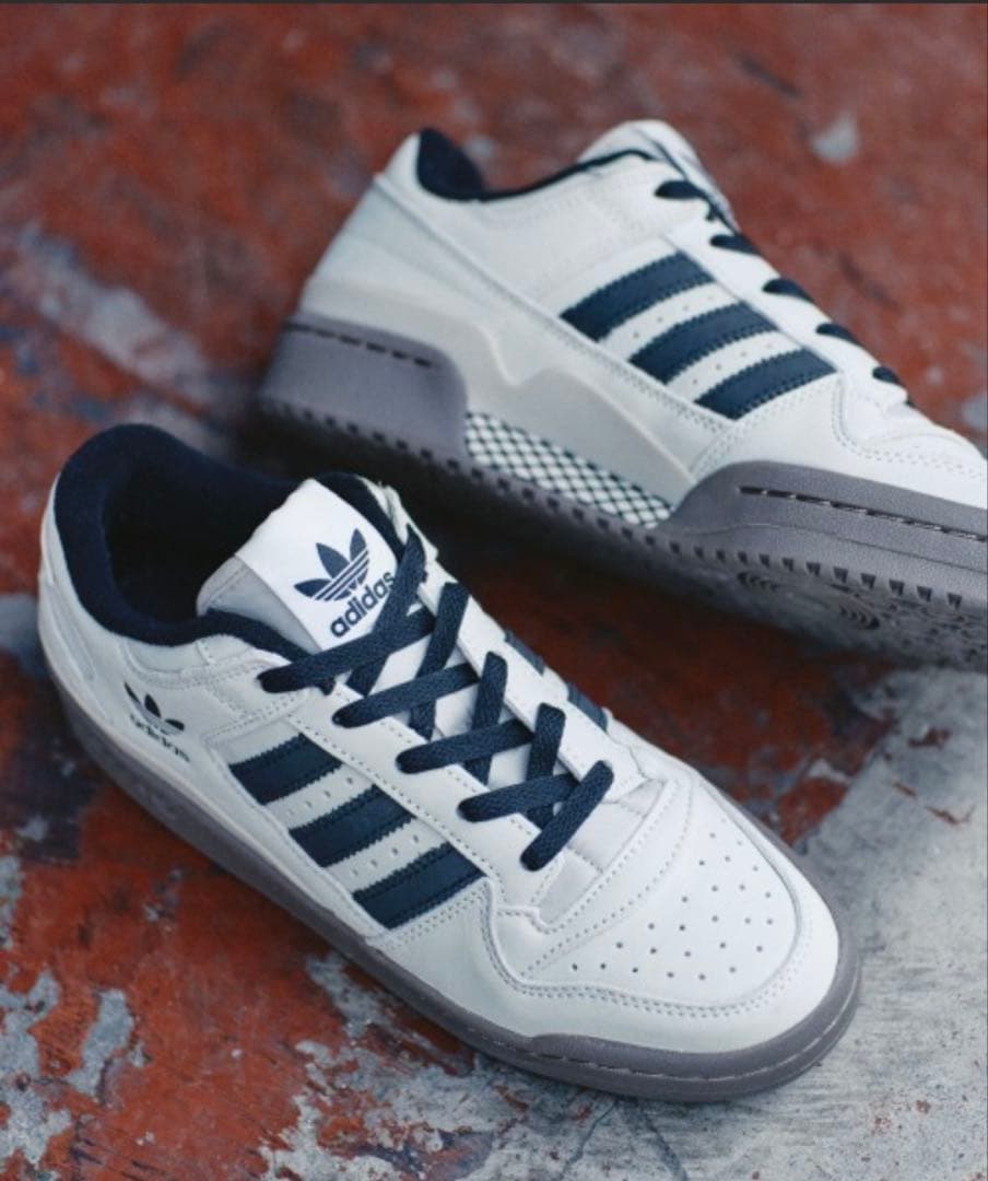 靴 adidas Forum Low CL Off White/Core Black