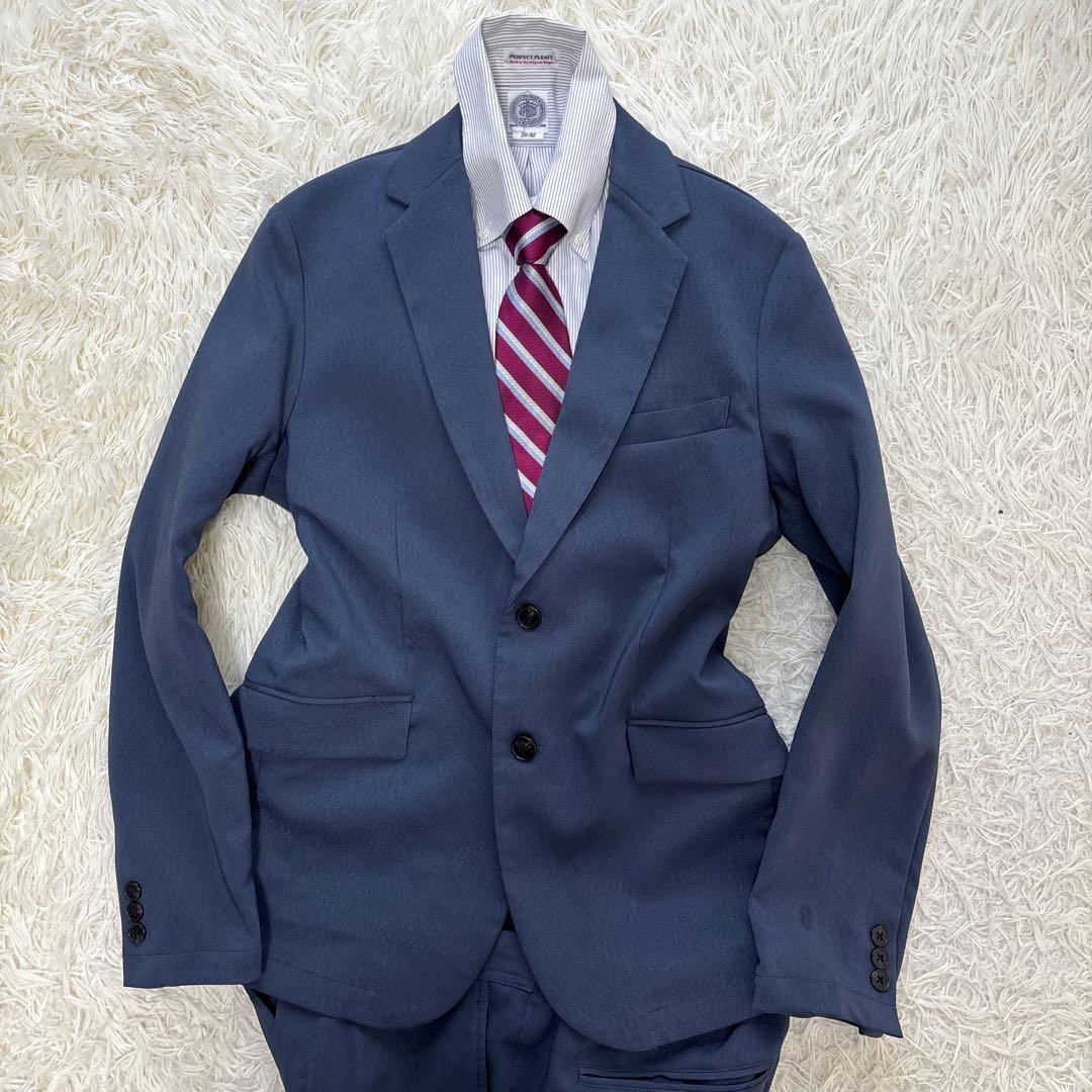 未使用級★ EDIFICE 洗えるセットアップ　ネイビースーツ　2B M ベント