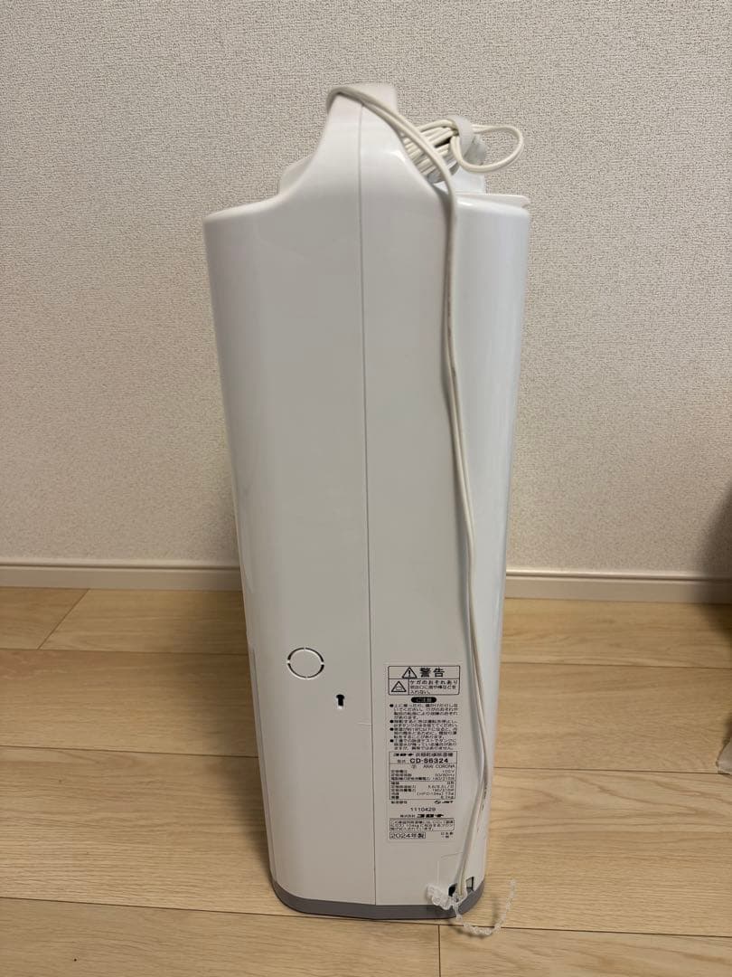 CDS6324 コロナ 衣類乾燥　除湿機　2024年製　美品