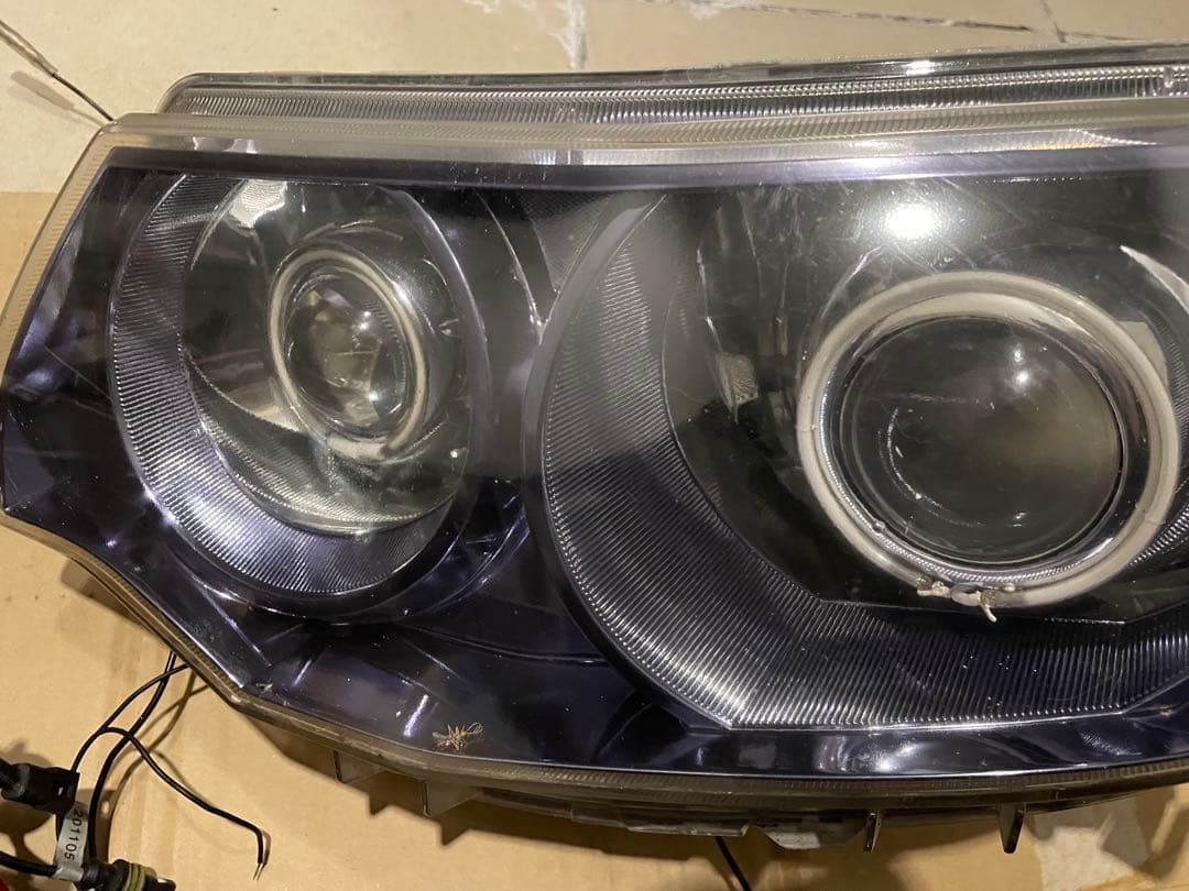 Kingmanさん専用L375タントカスタムヘッドライト イカリング Wプロ目