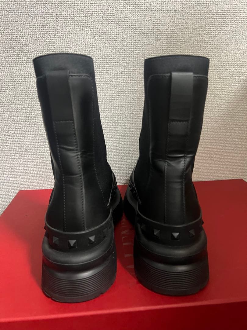 ヴァレンティノ　メンズ　サイドゴアブーツ