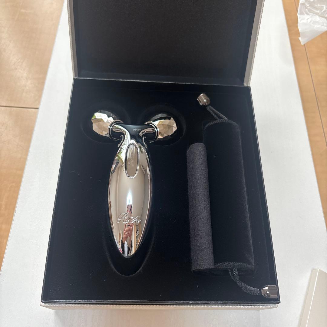 ReFa 美顔ローラー シルバー