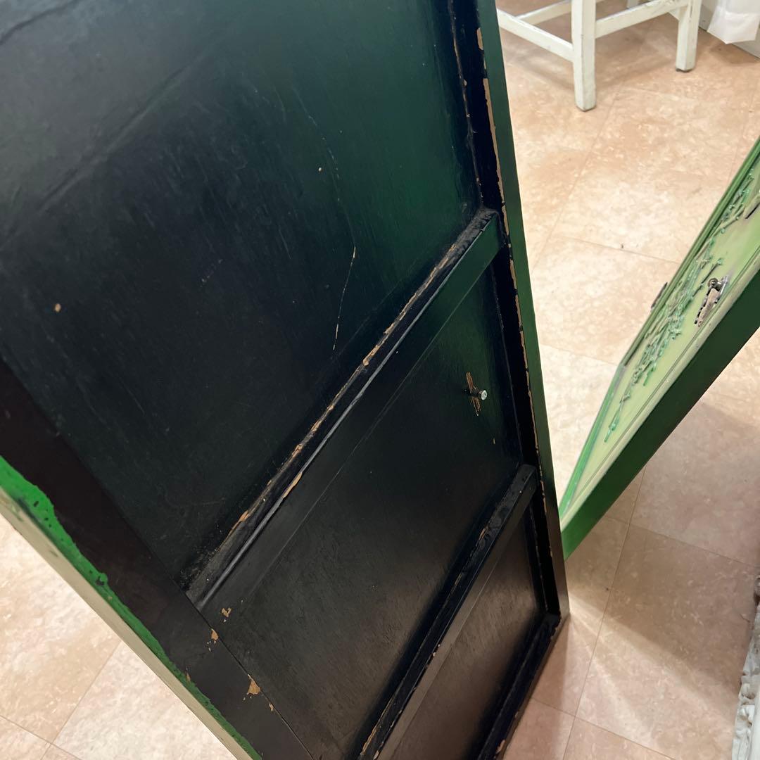 緑色の彫刻木製扉 2枚セット＊中国？