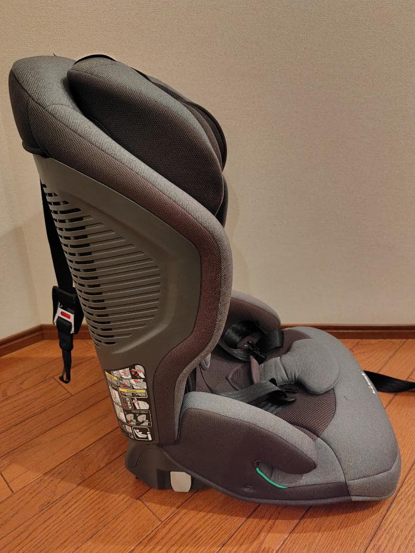 かっち　美品　コンビ ジョイトリップアドバンスISOFIX エッグショック