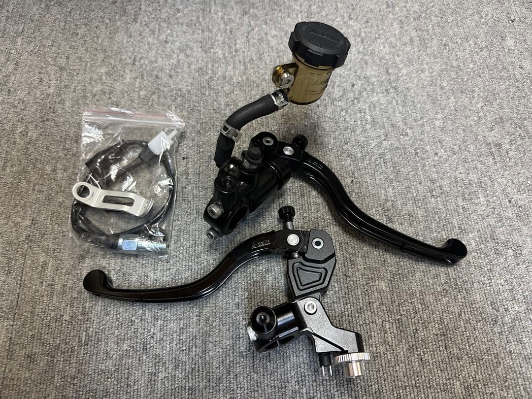 アデリン ブレーキレバーセット