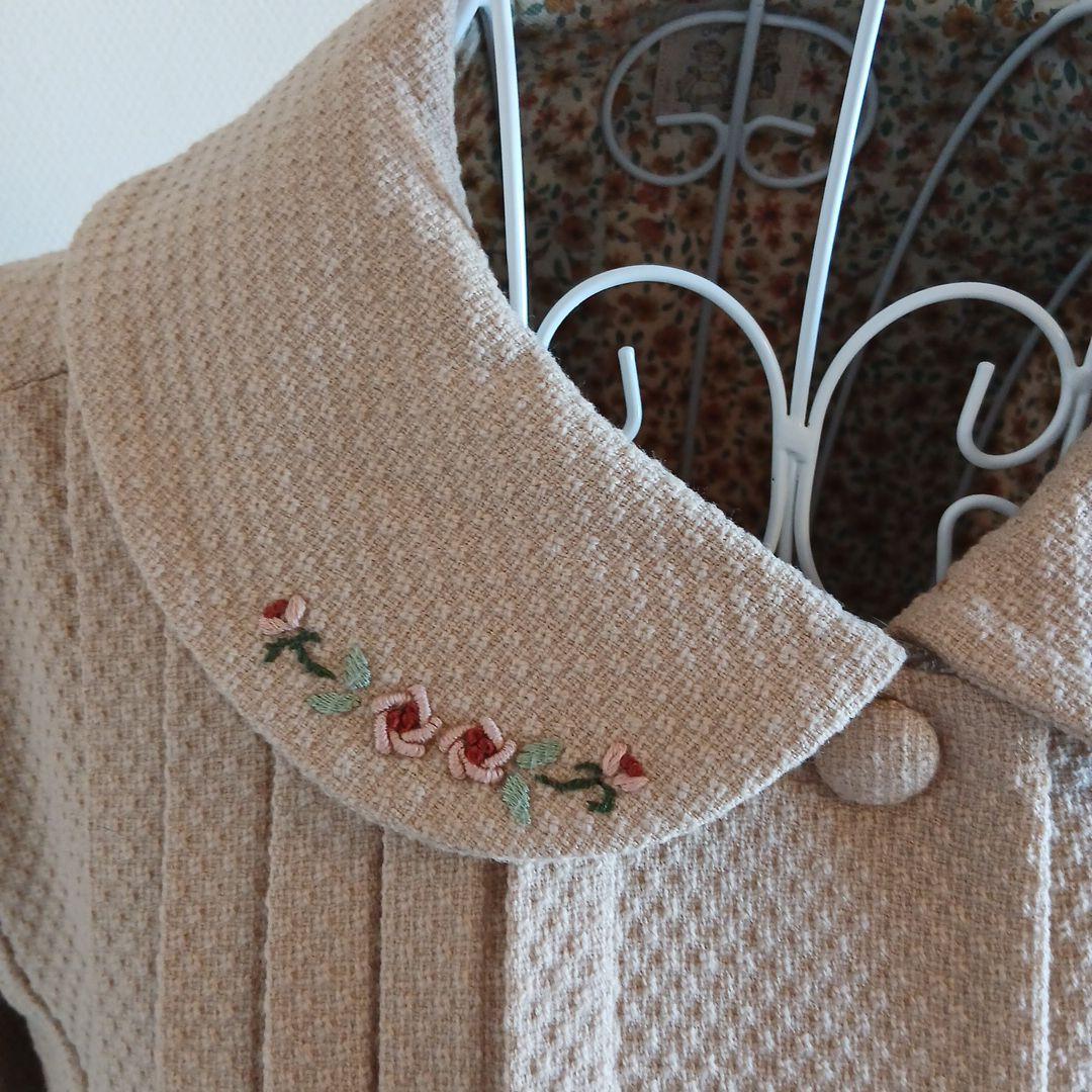 ストリートオルガン　コート ベージュ　花　刺繍