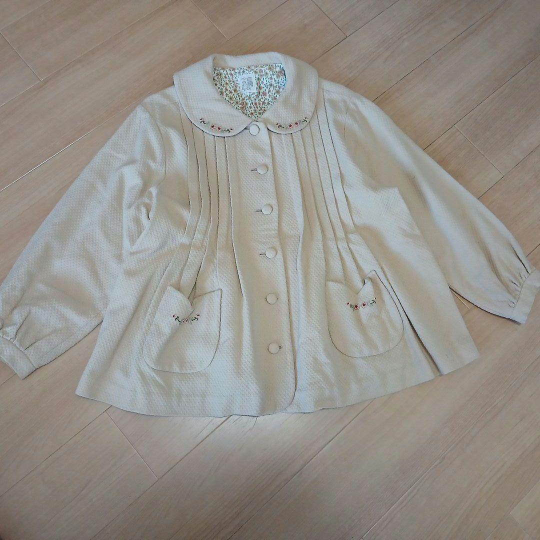 ストリートオルガン　コート ベージュ　花　刺繍