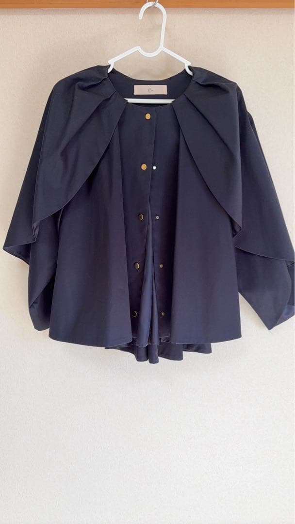 Heve へイヴ HANABIRAトレンチ ネイビー