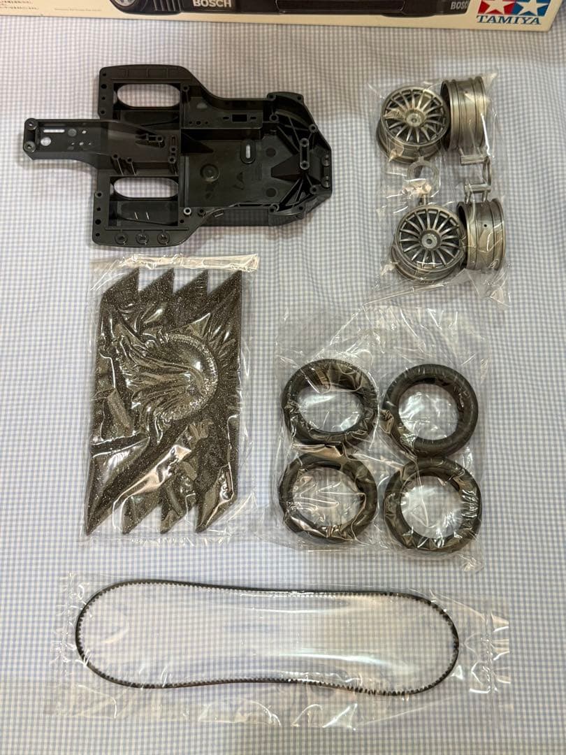 未組立て★タミヤ★Audi／アウディA4 STW TAO3Fベルトドライブ4WD