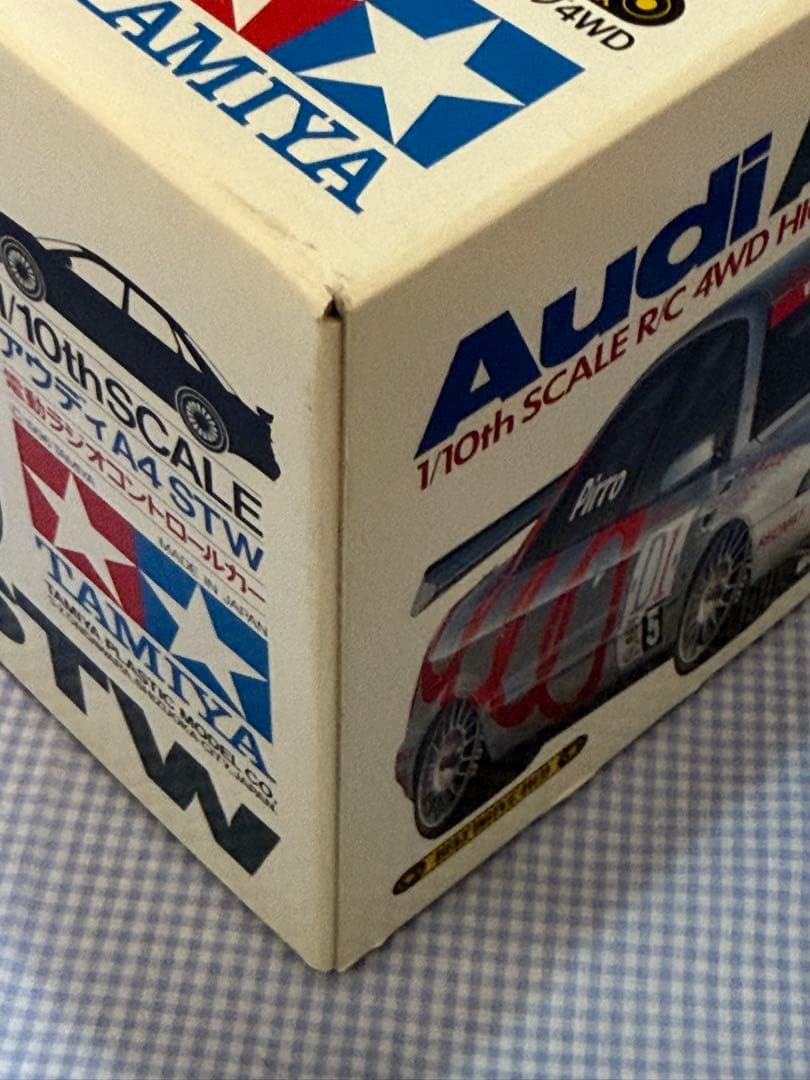 未組立て★タミヤ★Audi／アウディA4 STW TAO3Fベルトドライブ4WD
