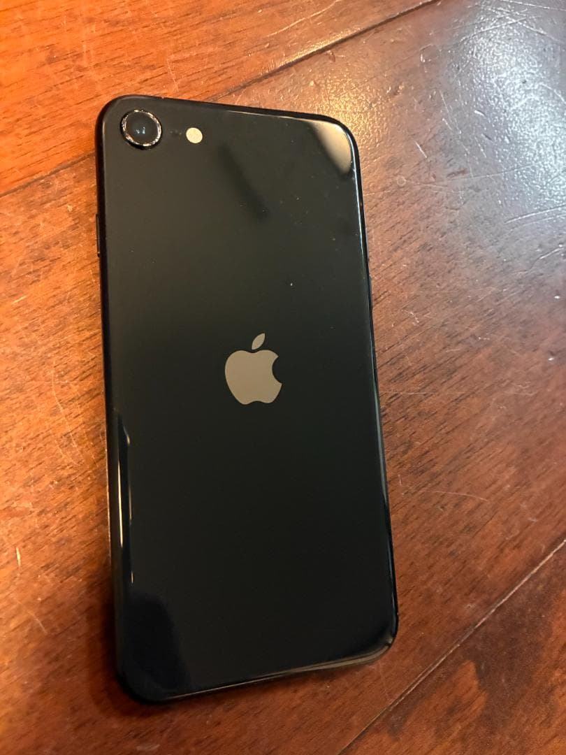 【猫さん専用】iPhone SE 第2世代（A2296）