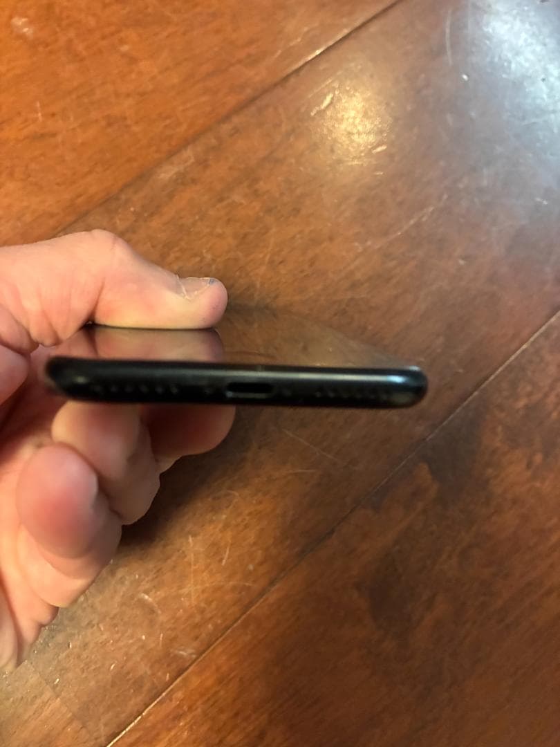 【猫さん専用】iPhone SE 第2世代（A2296）