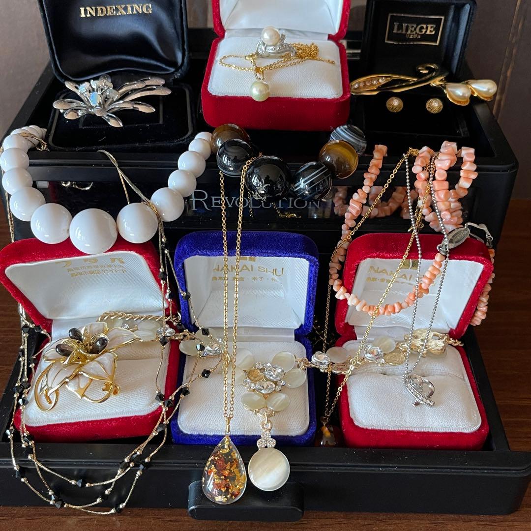 やっちゃんおまとめ　遺品整理 大量 刻印アクセサリー アコヤ真珠 本珊瑚