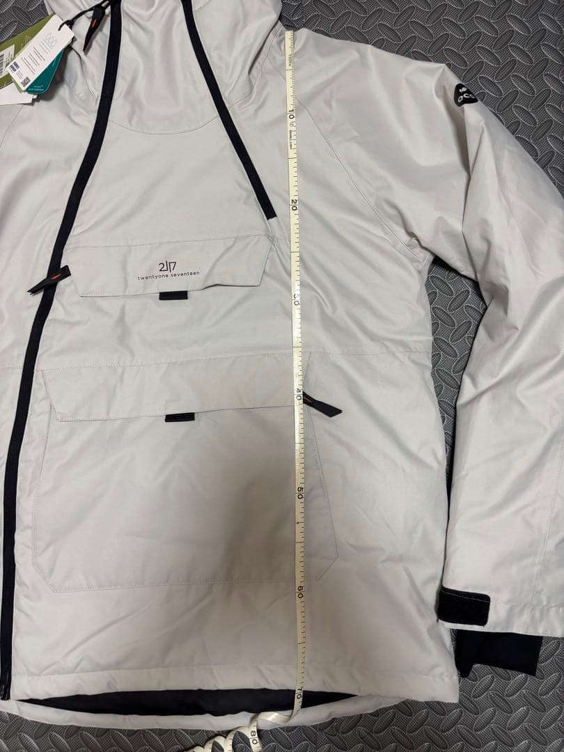 トゥウェンティーワンセブンティーン2117 of sweden ジャケット