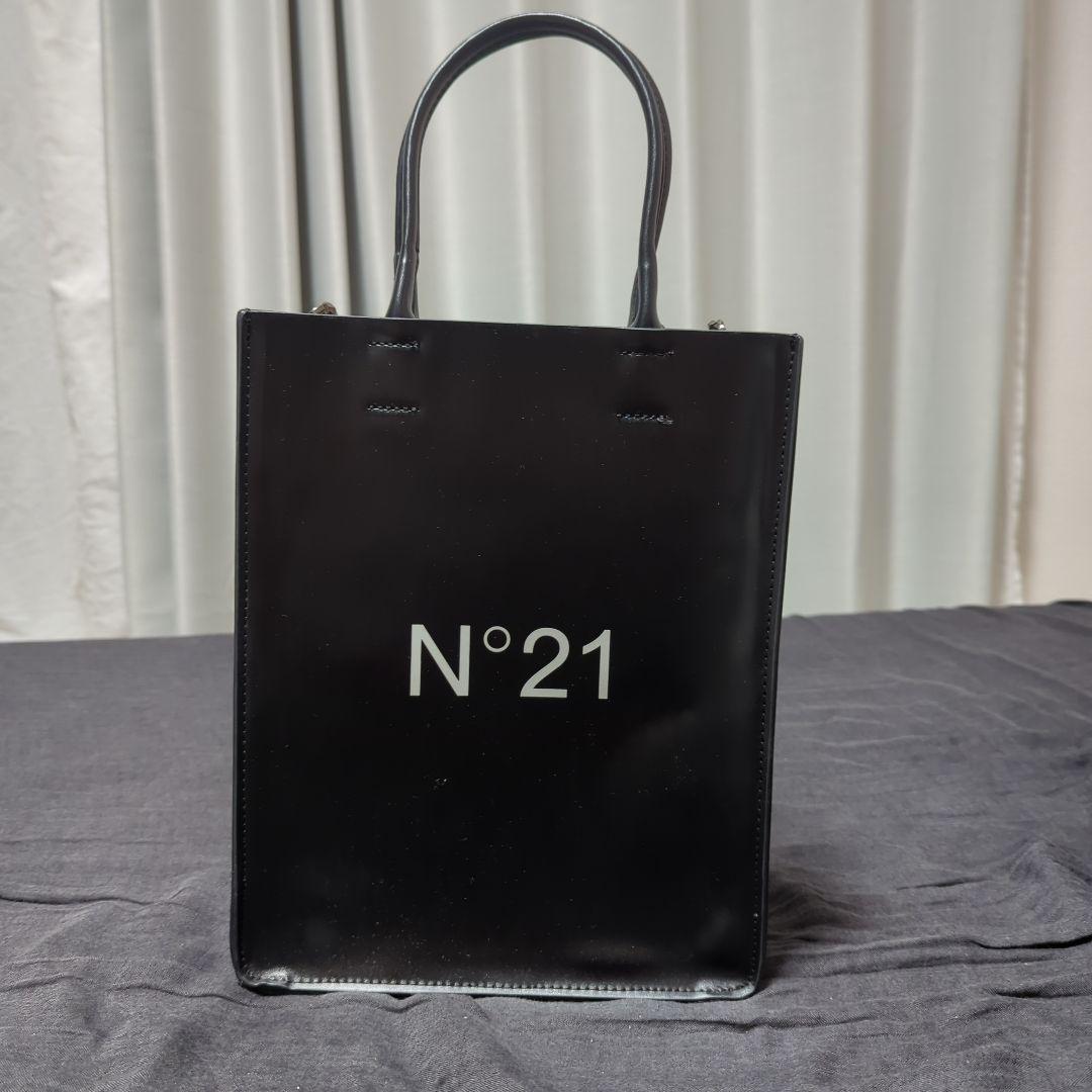 うーさんヌメロベントゥーノ　ショルダーバッグ