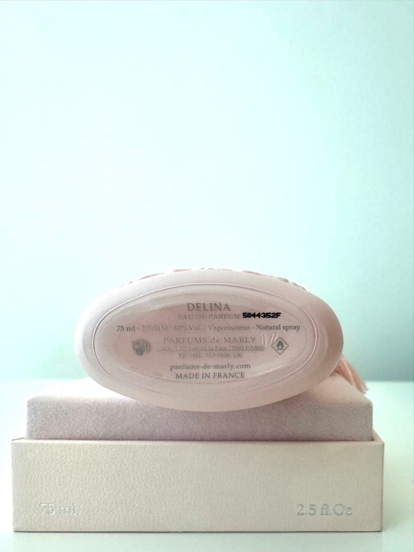 DELINA 75ml 香水 タッセル付き