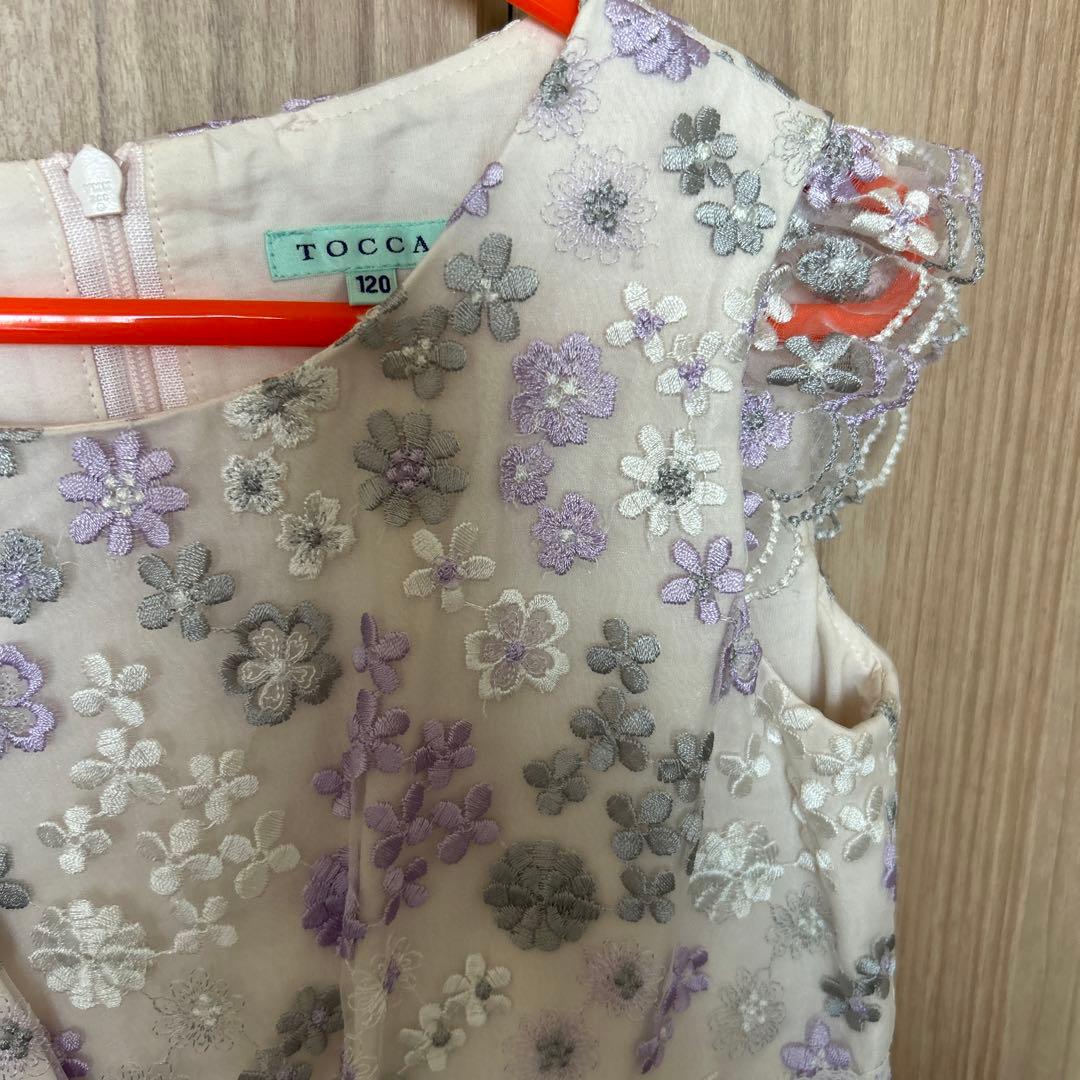 お値引きしました TOCCA子供用ドレス 120サイズ 花　レース