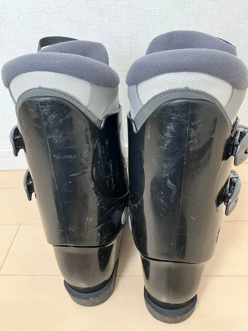 サロモンsalomon 90ブーツ27.0 ショートスキー　送料無料 大阪手渡可