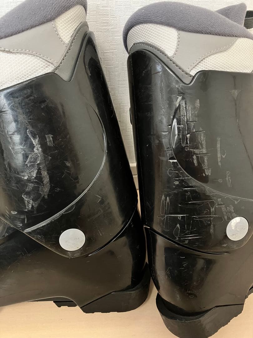 サロモンsalomon 90ブーツ27.0 ショートスキー　送料無料 大阪手渡可