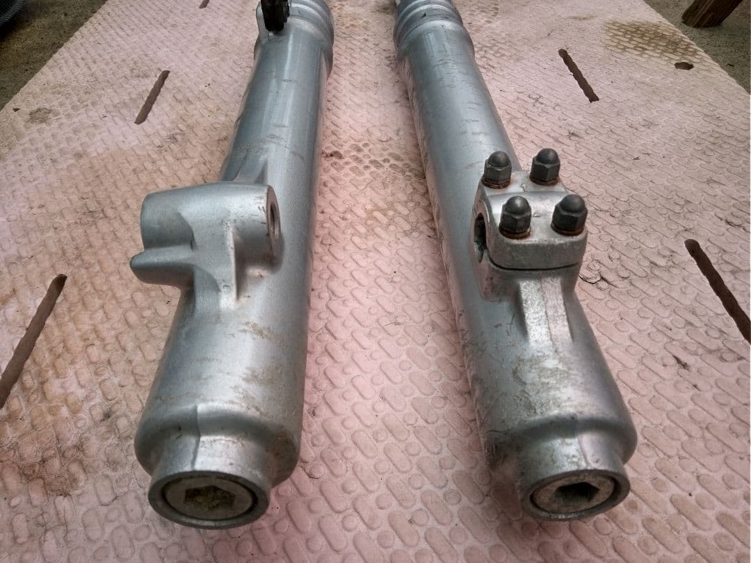 YAMAHA　TT250R フロントサスペンション