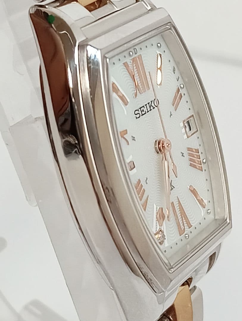 SEIKO　ルキア　SSVW117 ソーラー電波時計 白蝶貝文字盤　レディース