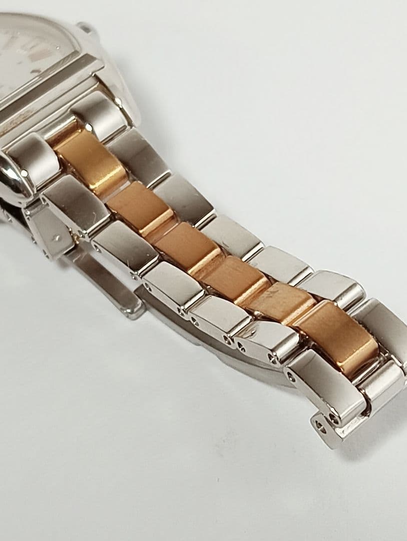 SEIKO　ルキア　SSVW117 ソーラー電波時計 白蝶貝文字盤　レディース