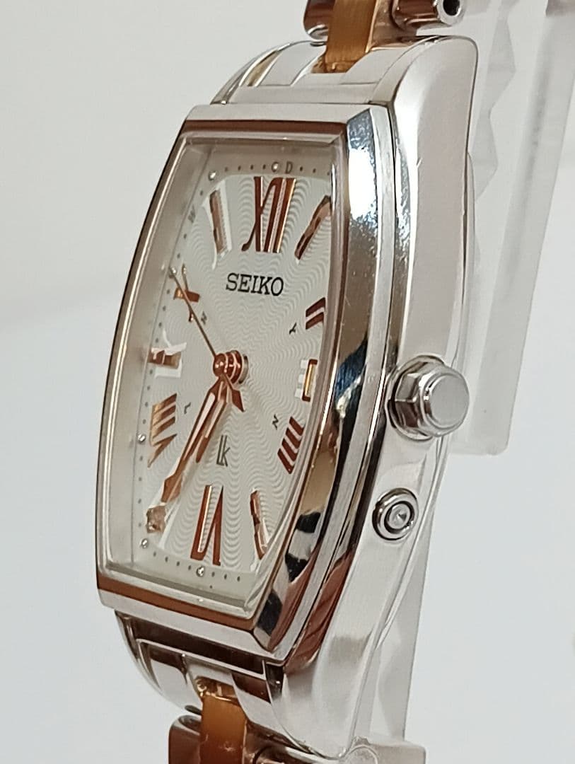 SEIKO　ルキア　SSVW117 ソーラー電波時計 白蝶貝文字盤　レディース