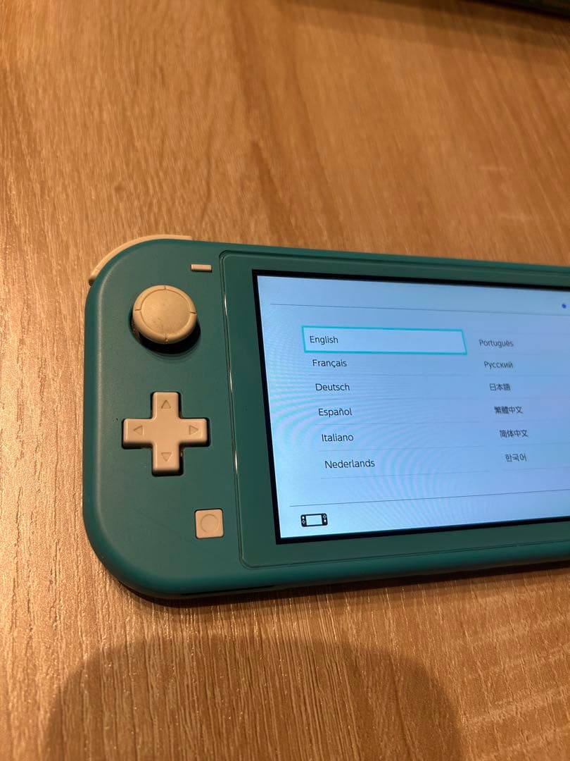 Switch Lite スイッチライト ターコイズ 本体　箱 ケース付