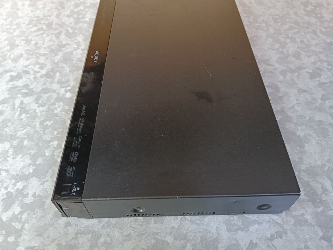 SHARP　2番組同時録画可能　シャープ ブルーレイレコーダー　BD-W570