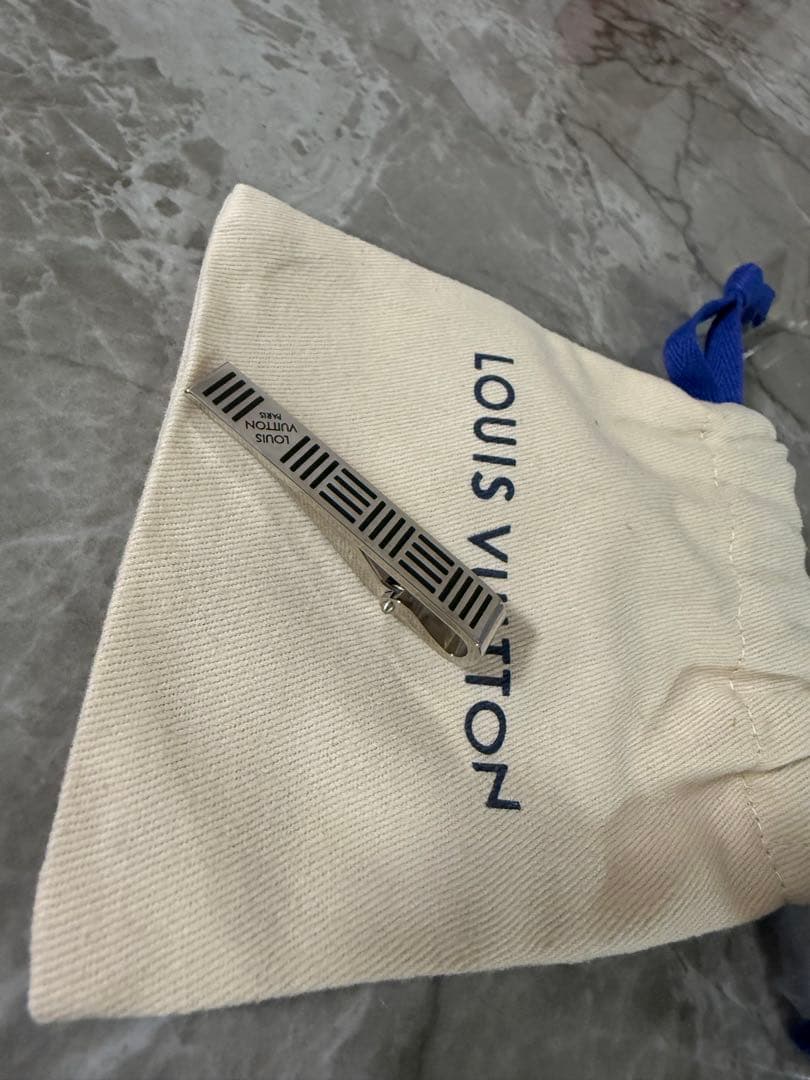 Louis Vuitton ネクタイピン シルバー 保存袋付き