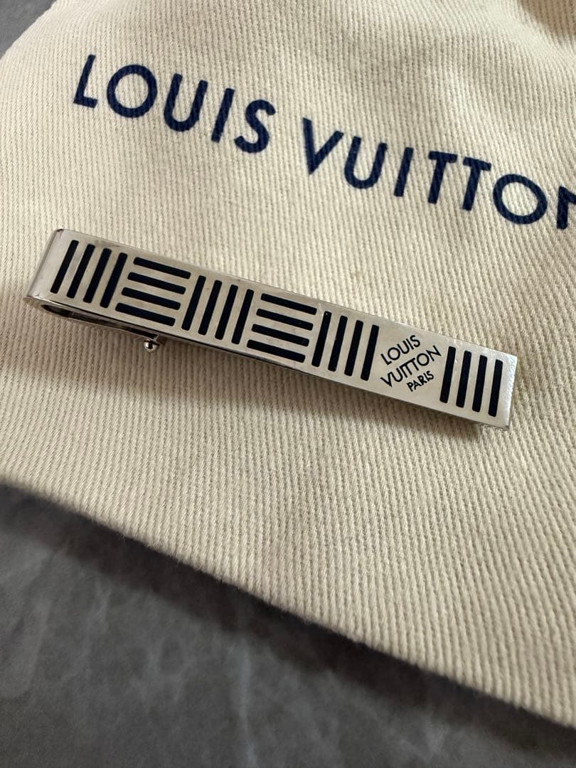 Louis Vuitton ネクタイピン シルバー 保存袋付き
