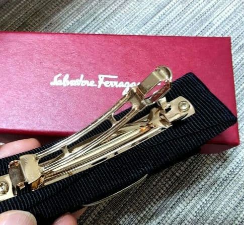 【新品未使用】Salvatore Ferragamo ブラックリボン　フェラガモ