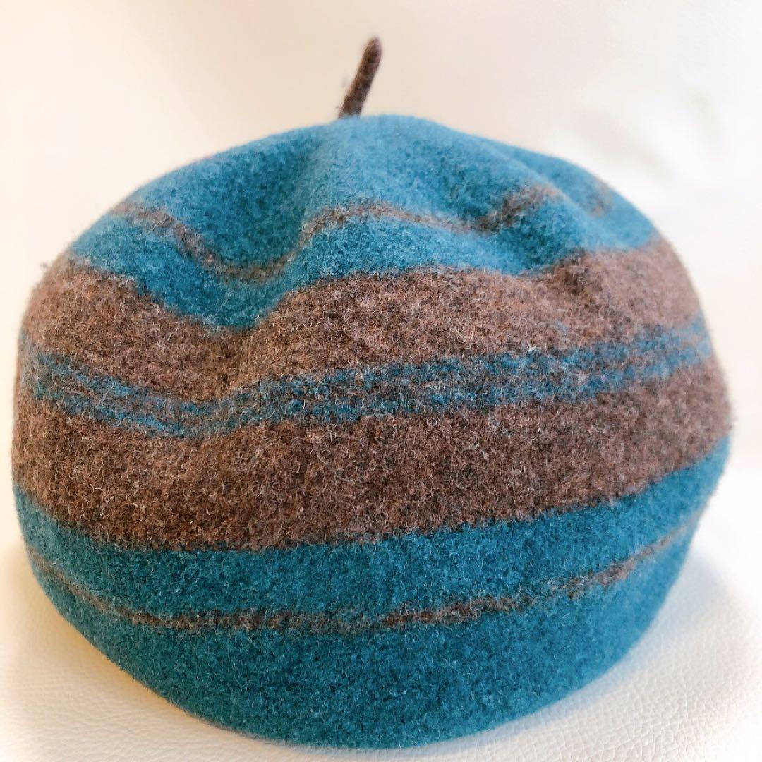 美品 ！Vivienne Westwood 刺繍入り ベレー帽　ヴィヴィアン