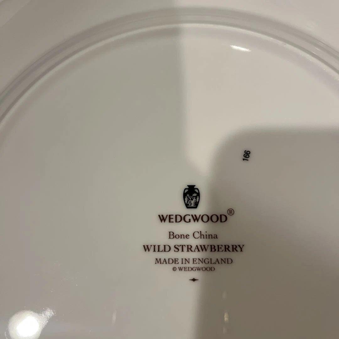 こっちゃん様　ワイルドストロベリー　皿 6枚ティーカップ6個セットまとめ買い