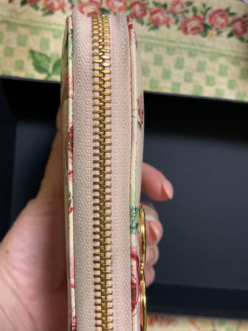 Dolce & Gabbana 花柄 長財布