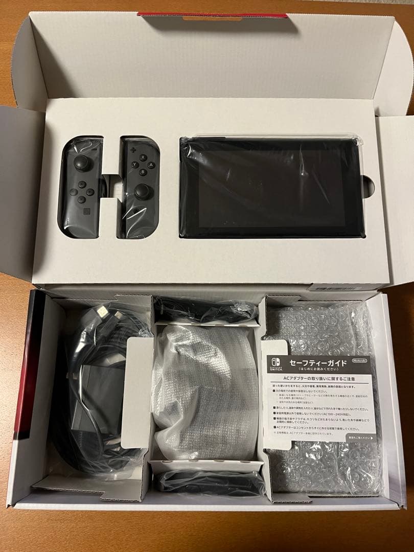 Nintendo Switch 、純正ケース、純正プロコン、純正コントローラ＋1