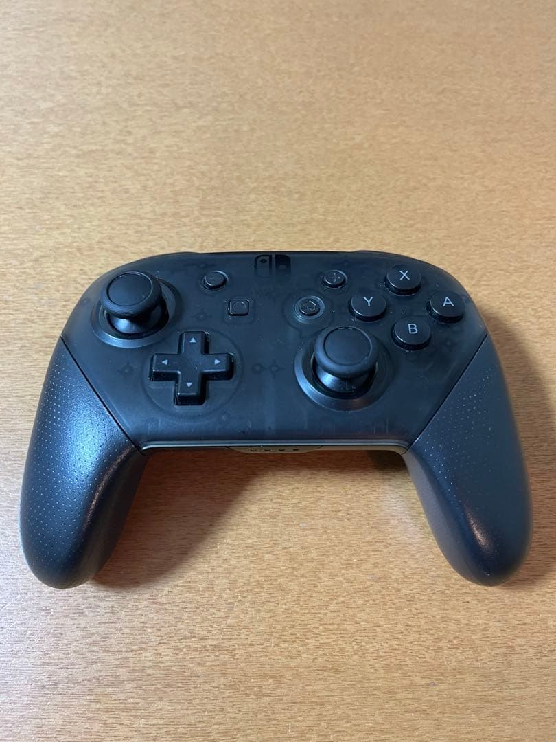 Nintendo Switch 、純正ケース、純正プロコン、純正コントローラ＋1