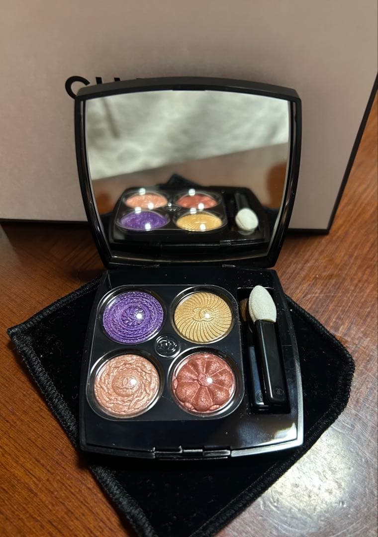 ❗️新品❗️CHANEL レキャトルオンブルブトン 239 限定品