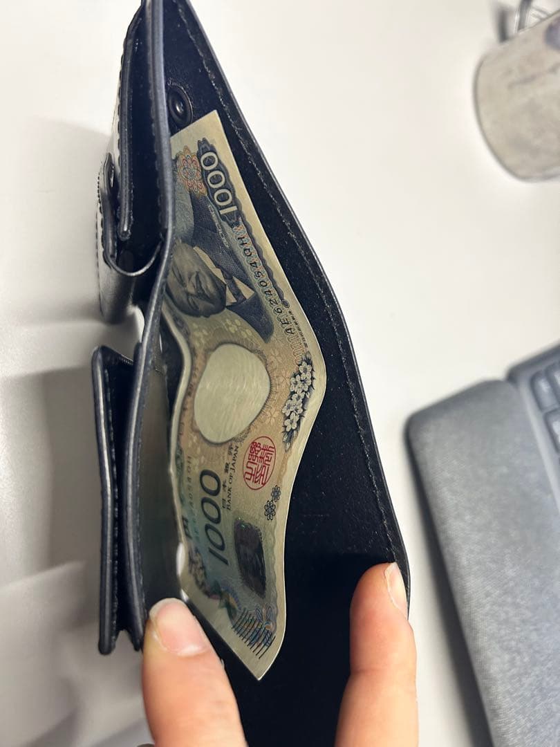 art brown ukサドルレザー　コンパクト　試着のみ　ベイカー　ホーウィン