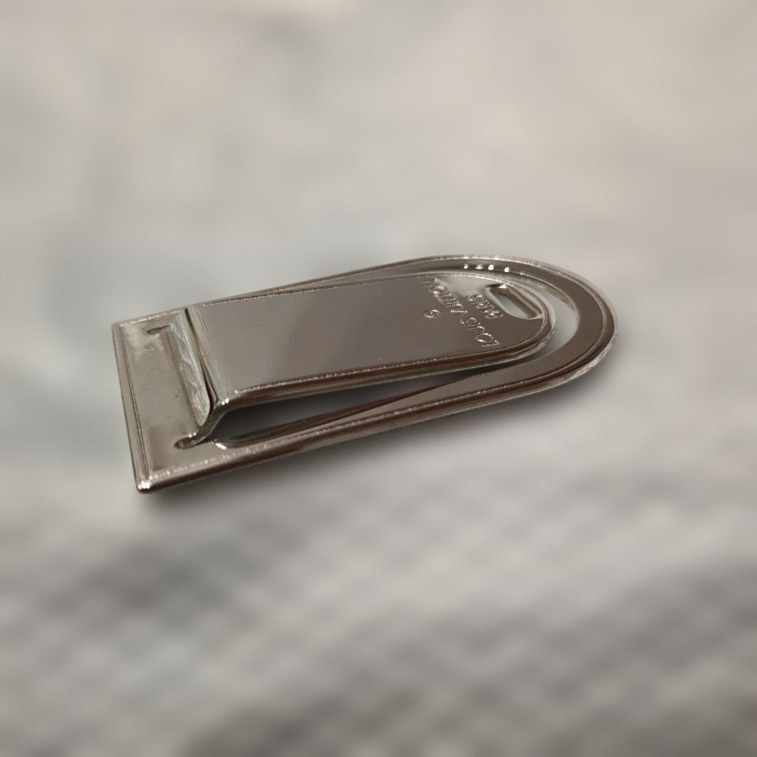 LOUIS VUITTON マネークリップ シルバー