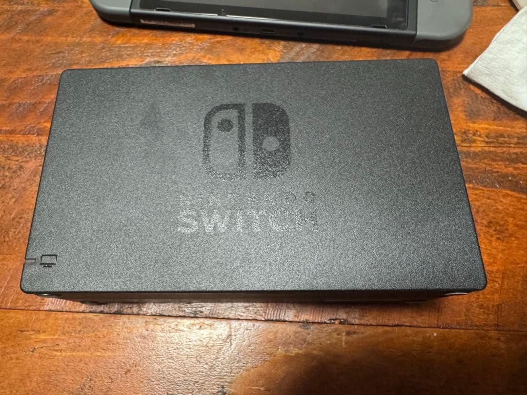 【美品】Nintendo Switch グレー 付属品完備